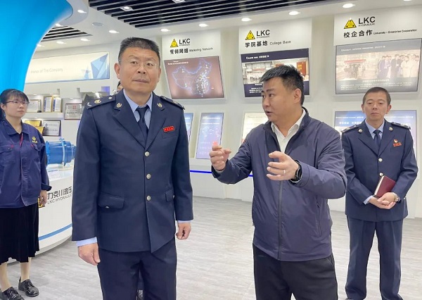 力克川液压3.jpg 力克川液压3.jpg