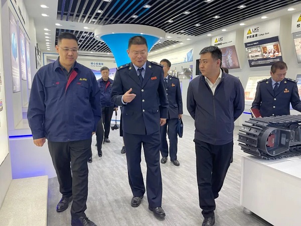 力克川液压4.jpg 力克川液压4.jpg