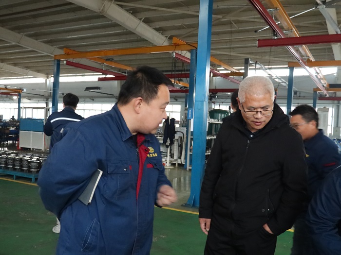 山东卡特重工机械有限公司刘总一行莅临力克川参观交流 (2).JPG 山东卡特重工机械有限公司刘总一行莅临力克川参观交流 (2).JPG